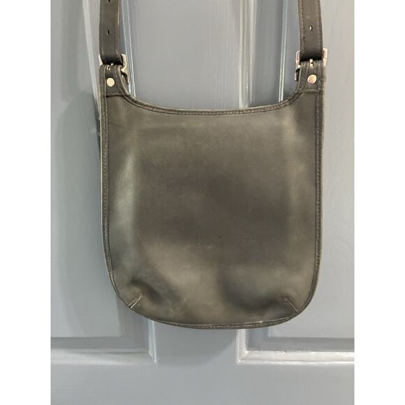 Vintage Coach leather Hippie Flap Bag Crossbody Saddle Purse in Gray- Style 9135 - Picture 5 of 6